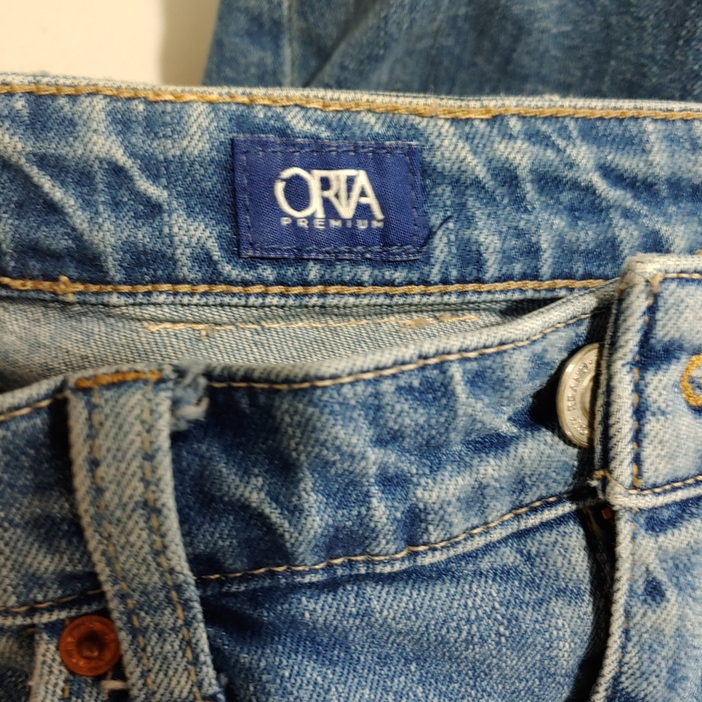 Lucky Brand Embroidered Jeans - Picture 2 of 14